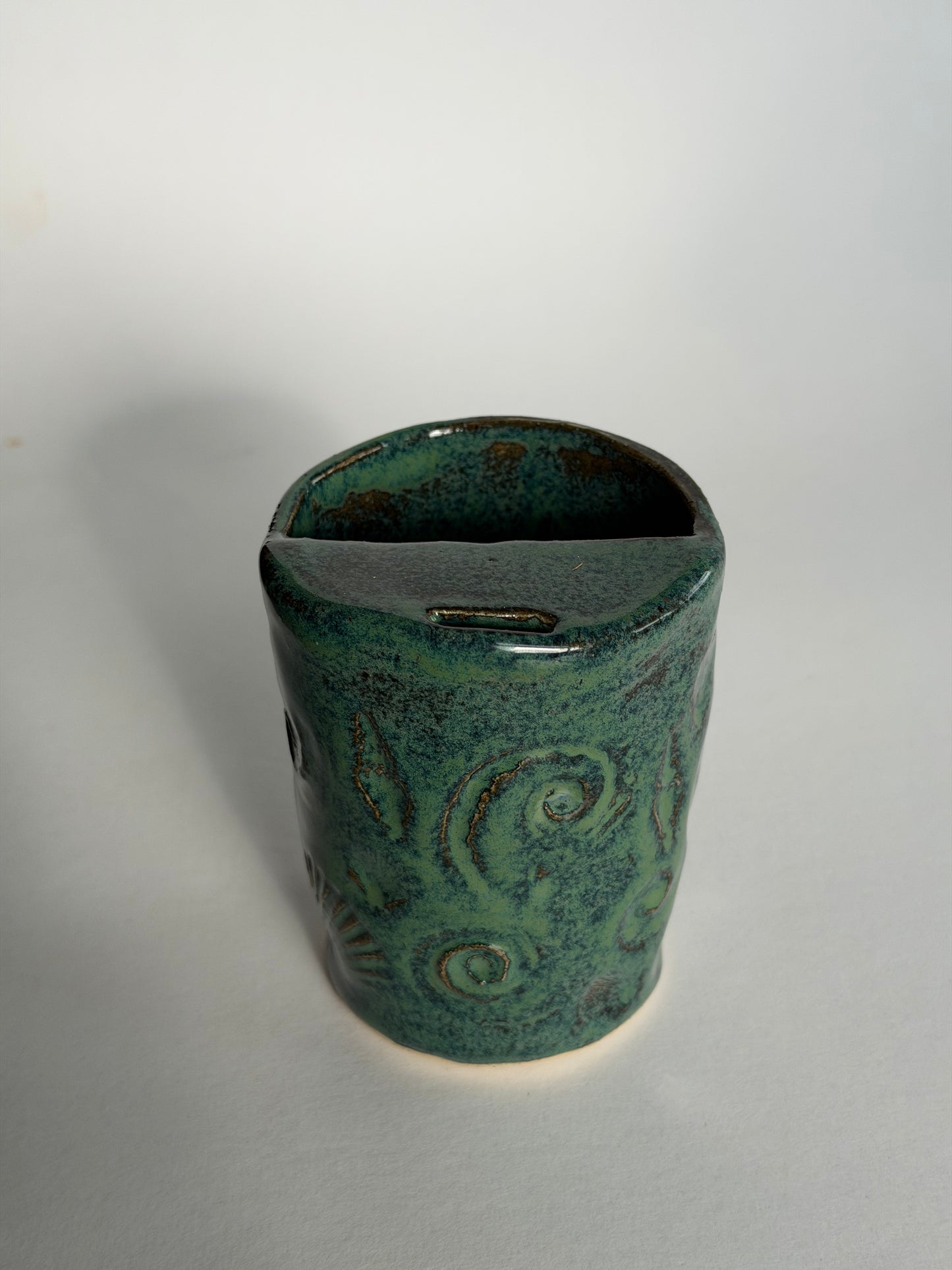 Deep Blue Seashell Handmade Ceramic Travel Mug