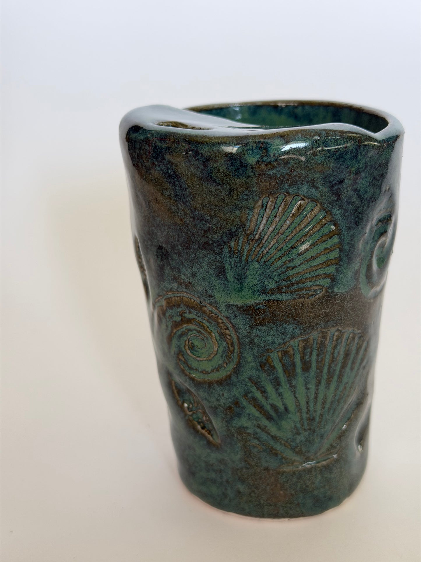 Deep Blue Seashell Handmade Ceramic Travel Mug
