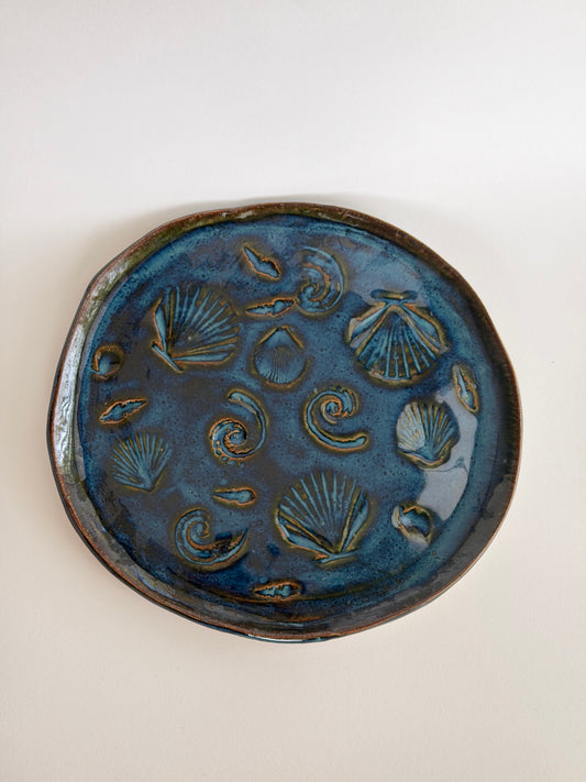 Deep Blue Seashell Ceramic Plate