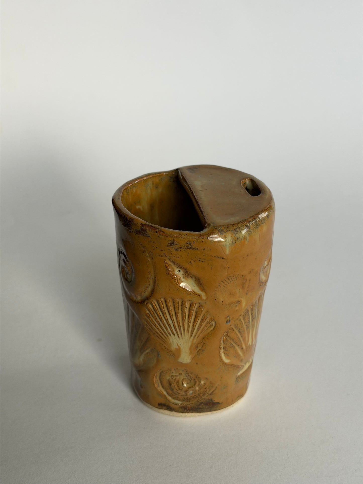 Sandy Seashell Handmade Ceramic Travel Mug